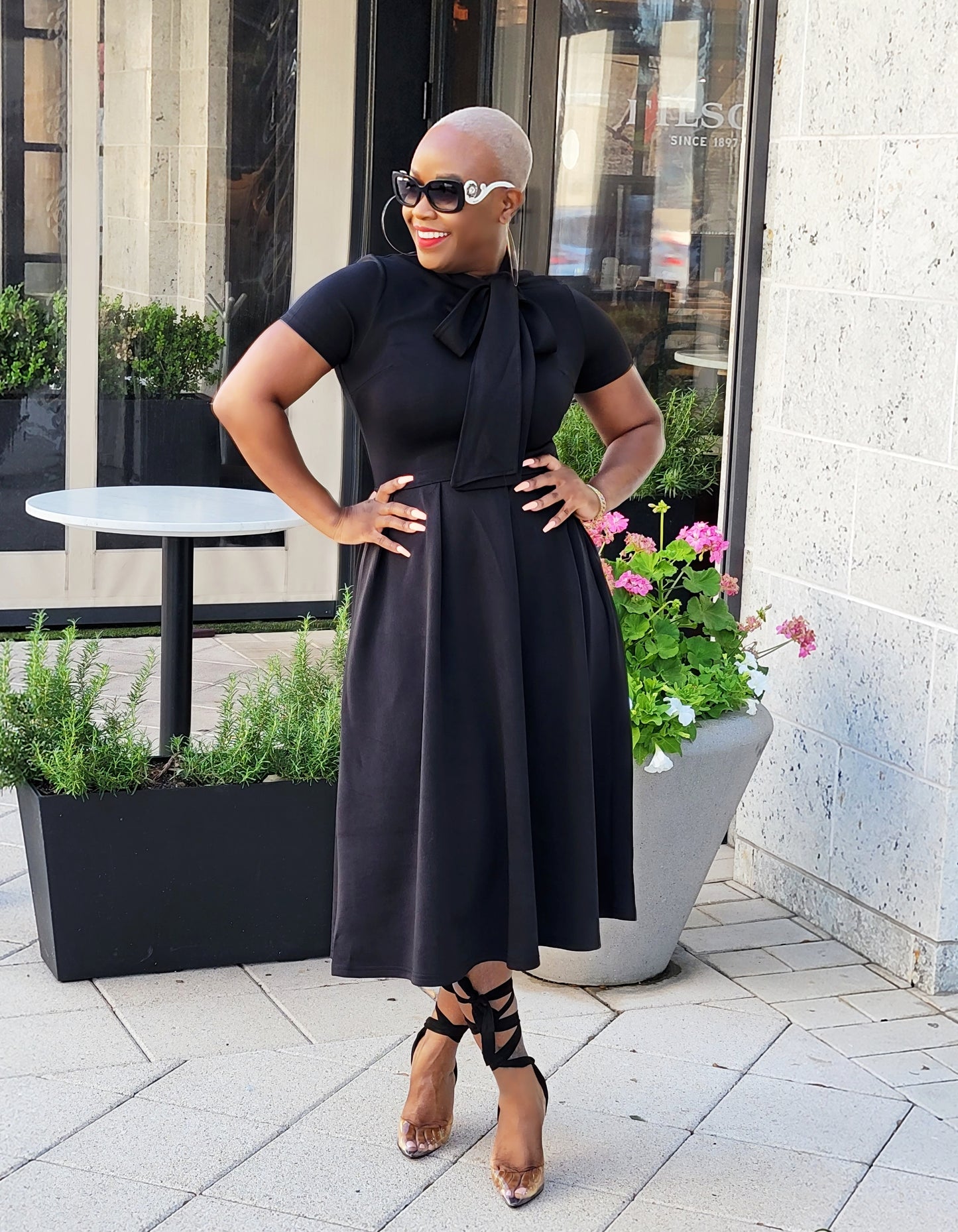 PLUS SIZE—Sunset Beauty Midi Dress (Black)