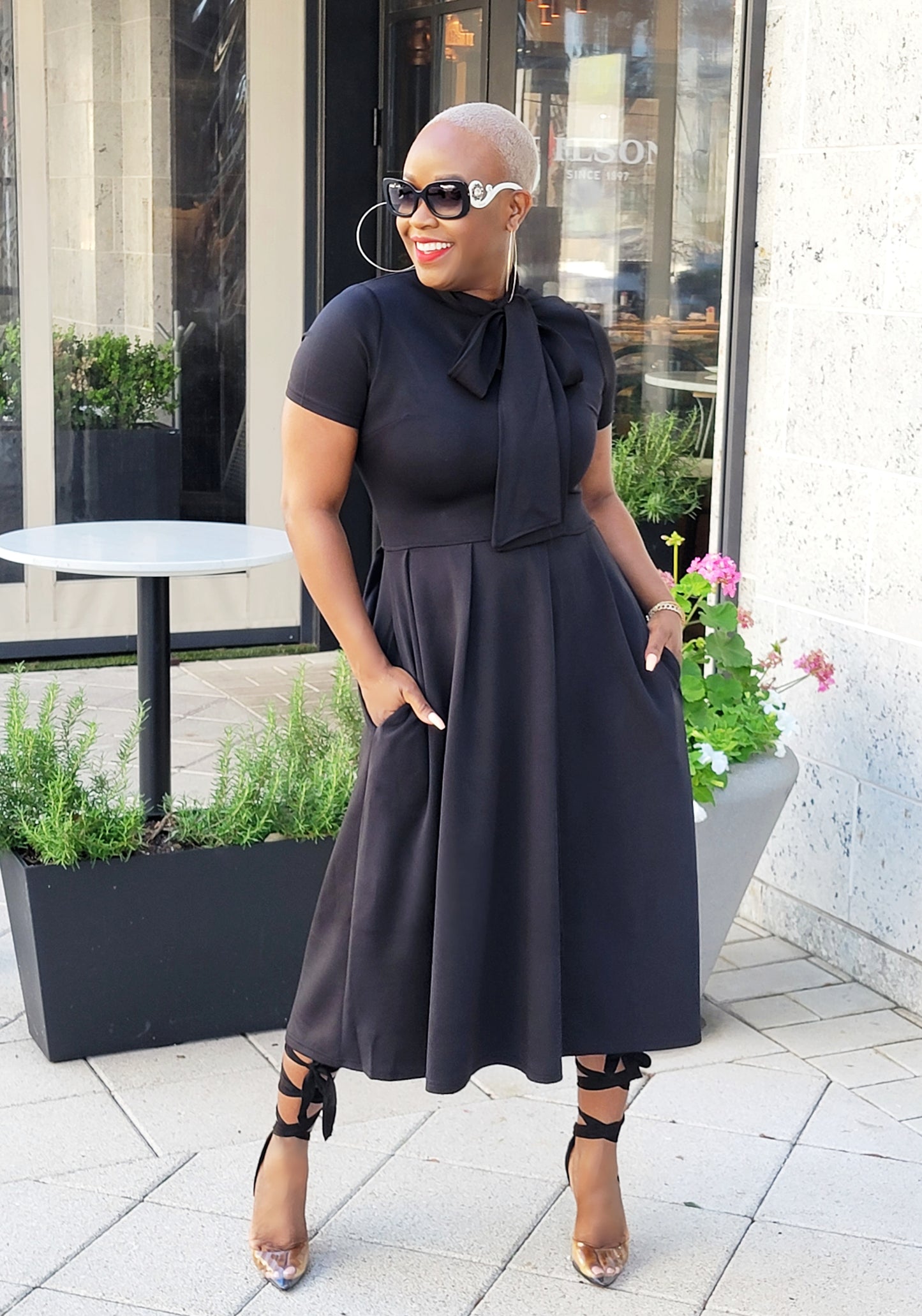 PLUS SIZE—Sunset Beauty Midi Dress (Black)