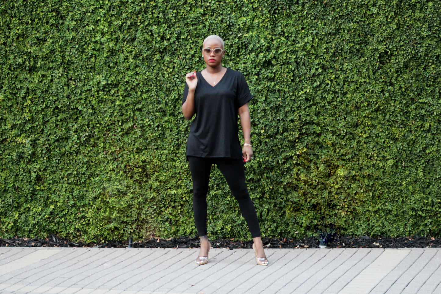 PLUS SIZE--Black Short Sleeve V-Neck Pants Set