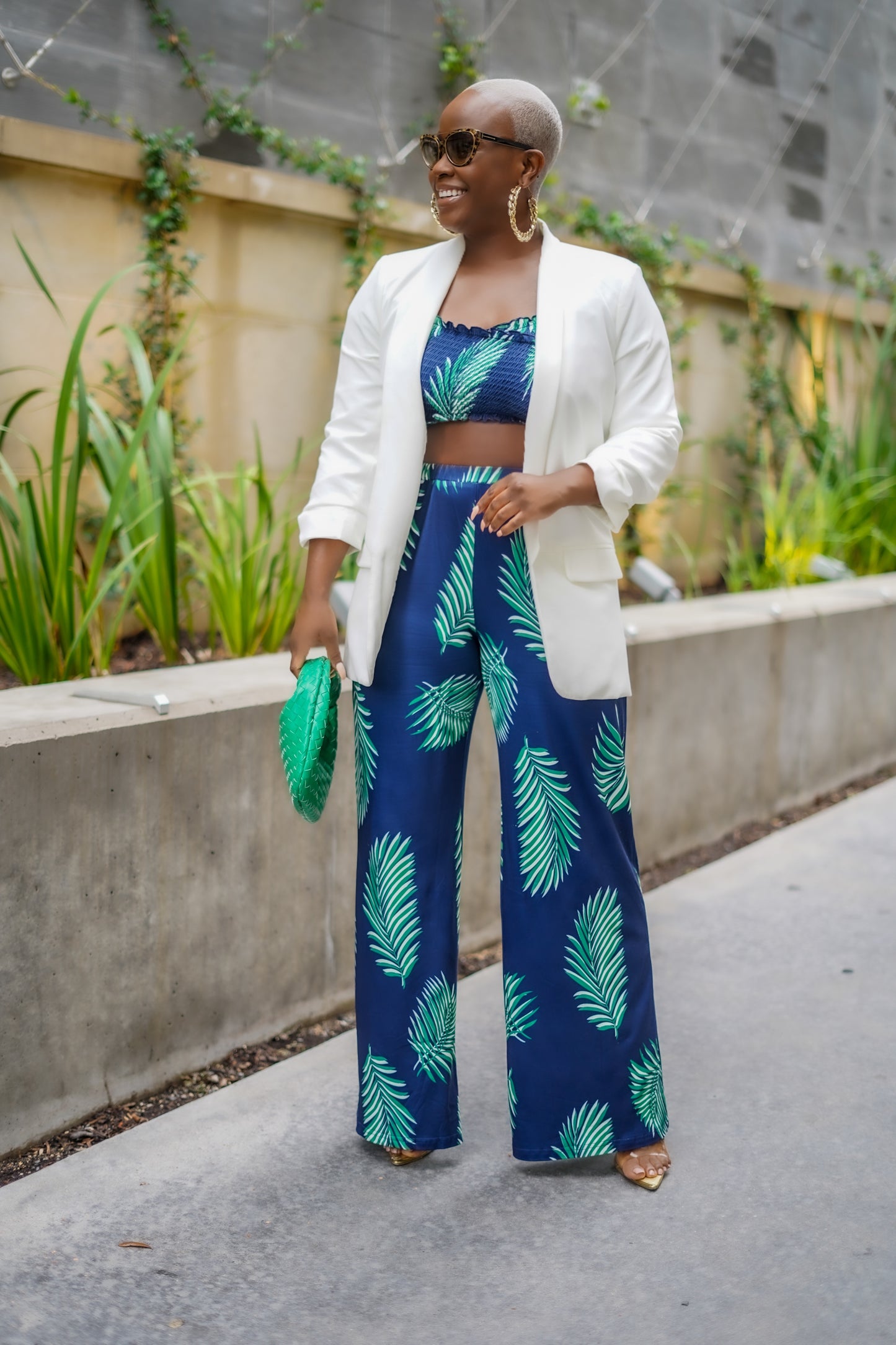 Business Or Casual Boyfriend Blazer (White)