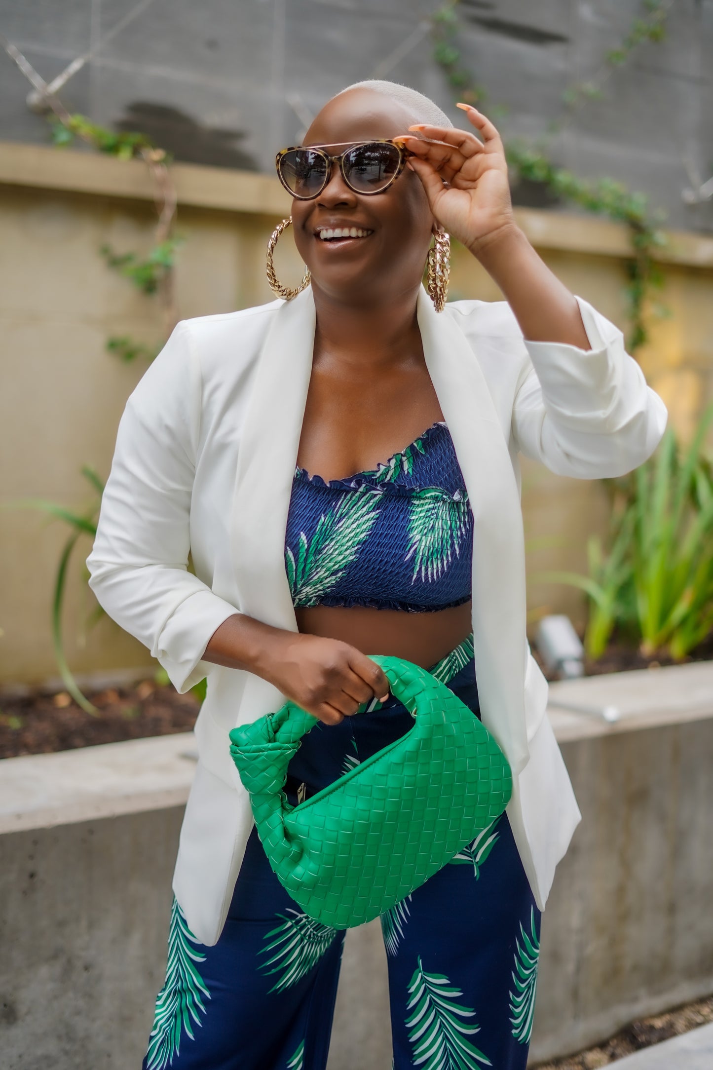 Business Or Casual Boyfriend Blazer (White)