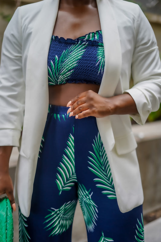 Business Or Casual Boyfriend Blazer (White)