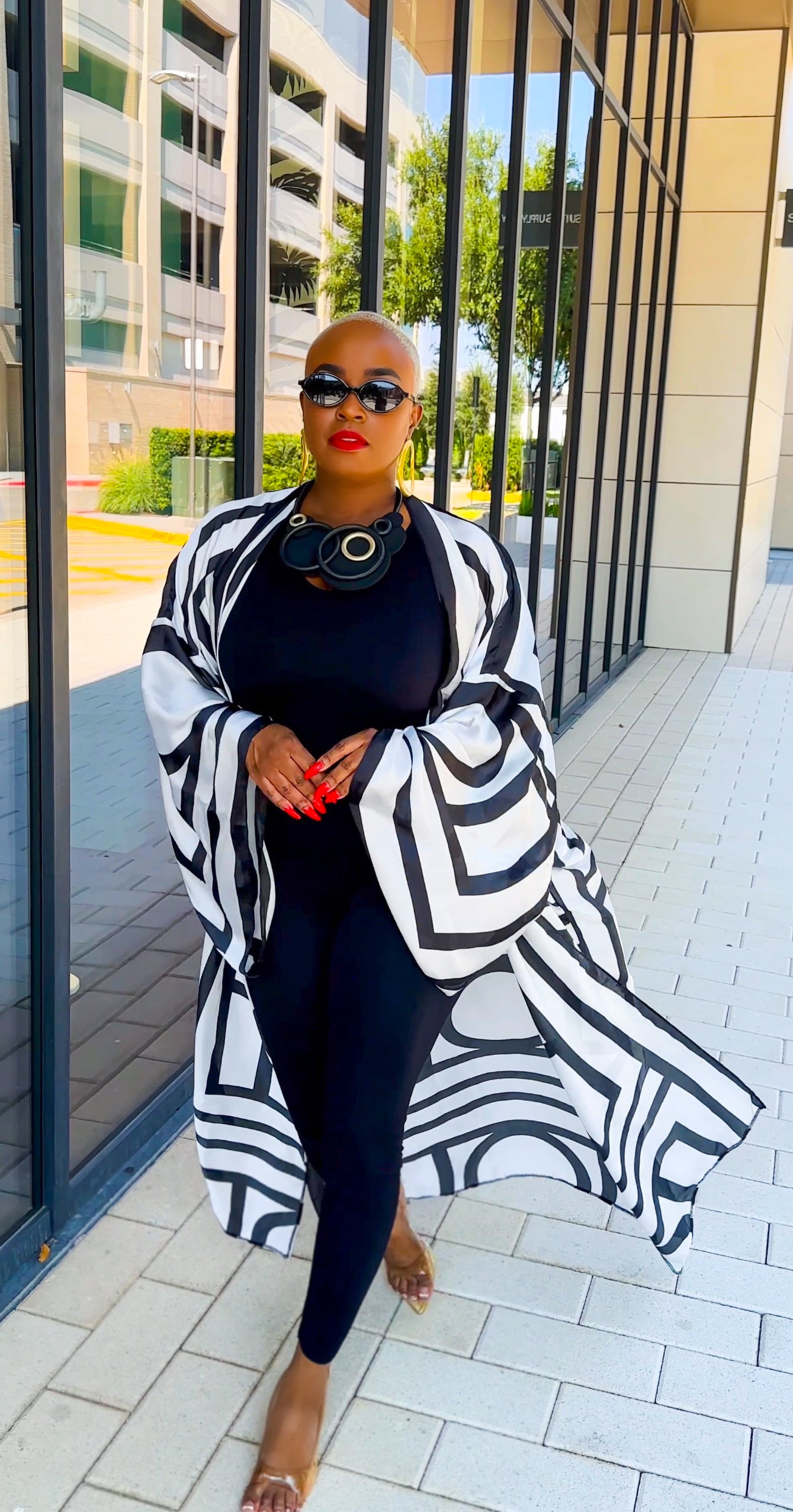 The Modern Luxe Kimono (White)—Will Ship The Week Of  8/17/26