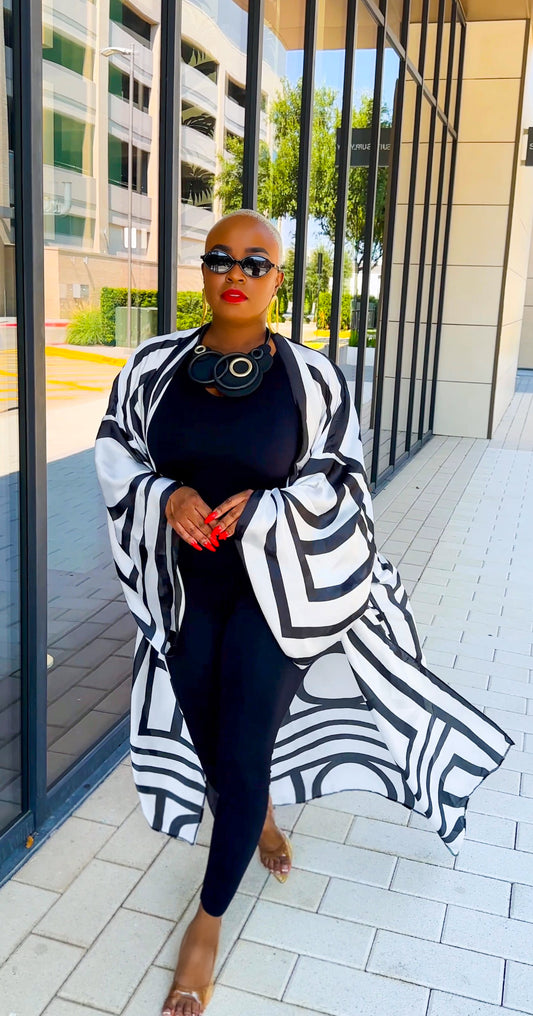 The Modern Luxe Kimono (White)—Will Ship The Week Of  8/17/26