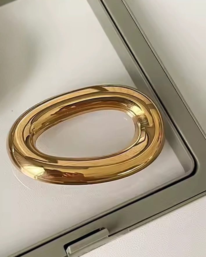 Sculpted Gold Brooch—Will Ship The Week Of 11/24/25