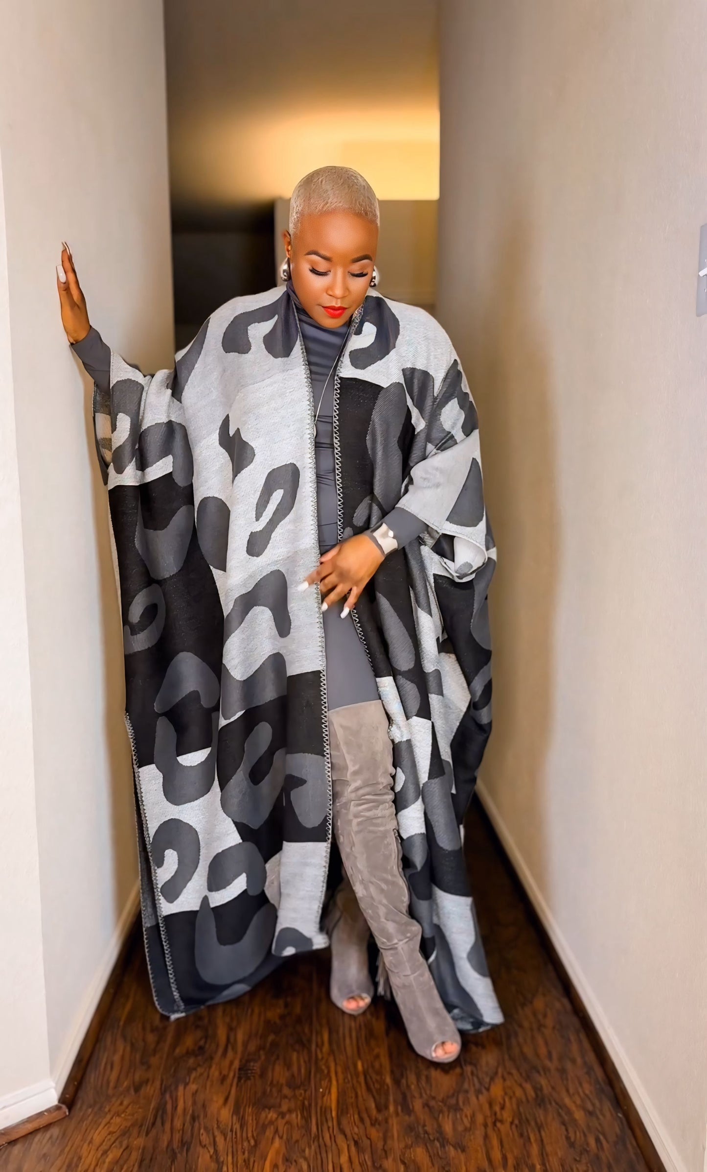 Cute & Cozy Open Front Winter Warm Poncho (Gray Animal Print)—Will Ship The Week Of 1/19/26