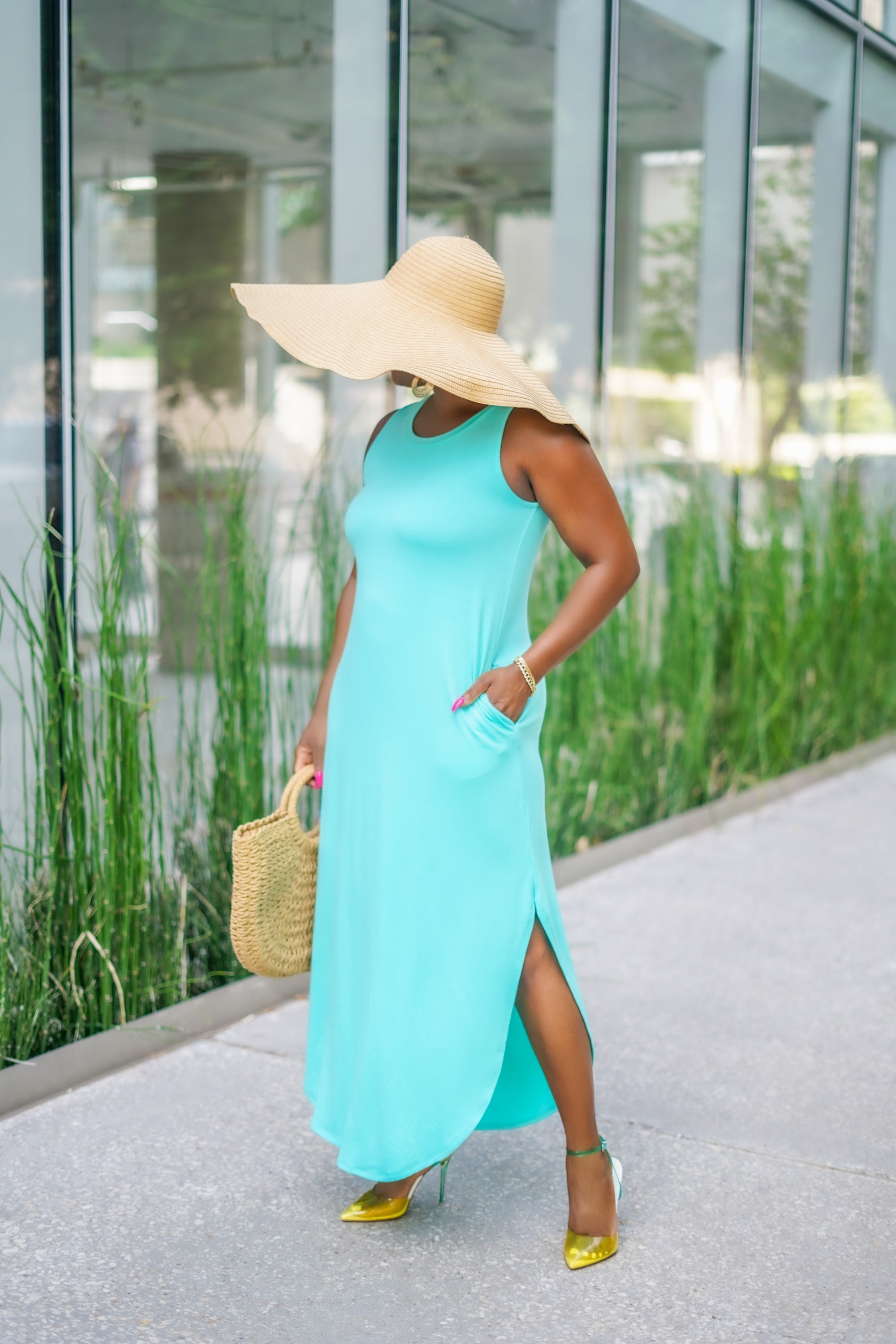 PLUS SIZE--Classy Casual Sleeveless Maxi Dress (Mint)