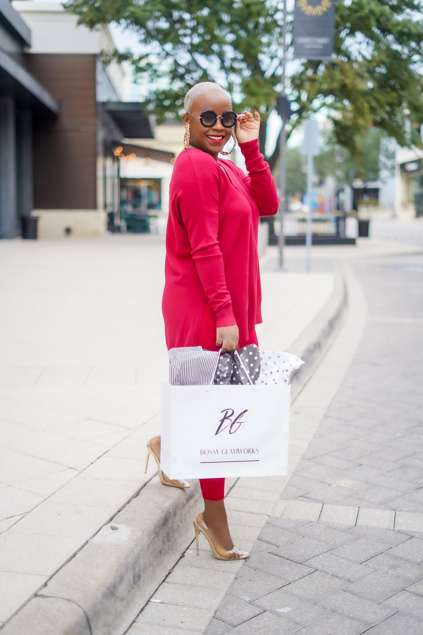 Saturday Morning V-Neck Center Seam Sweater Set (Holiday Red)